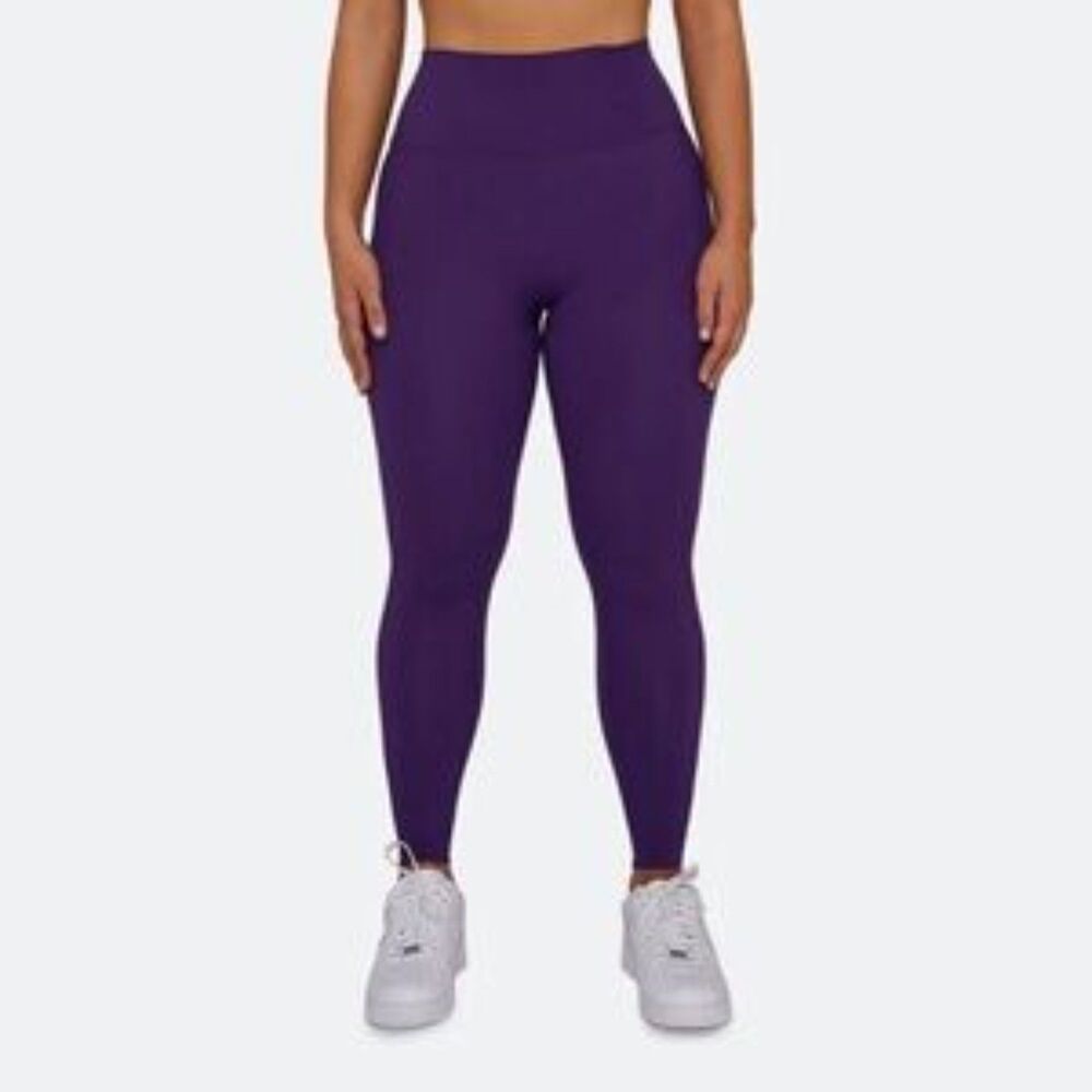 SET Active Sculptflex Purple Leggings Size Medium